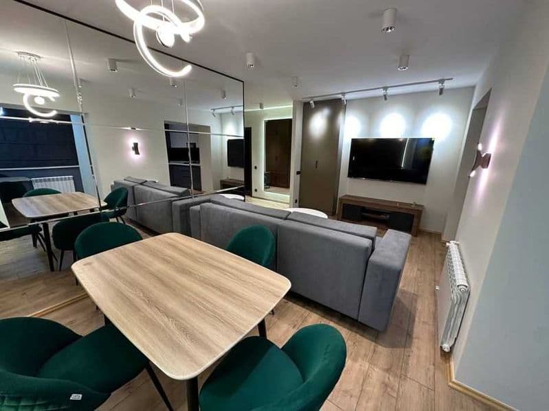 Уникальное предложение аренды в самом центре города <br />
< — фото 3