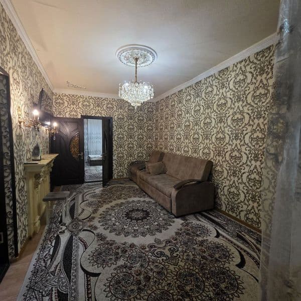 #Аренда  <br />
Вторичный Дом <br />
Район: Юнусобод 4 кварт