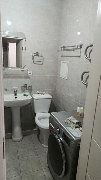 Сдаётся уютная и светлая квартира с современным ремонтом — и — фото 4