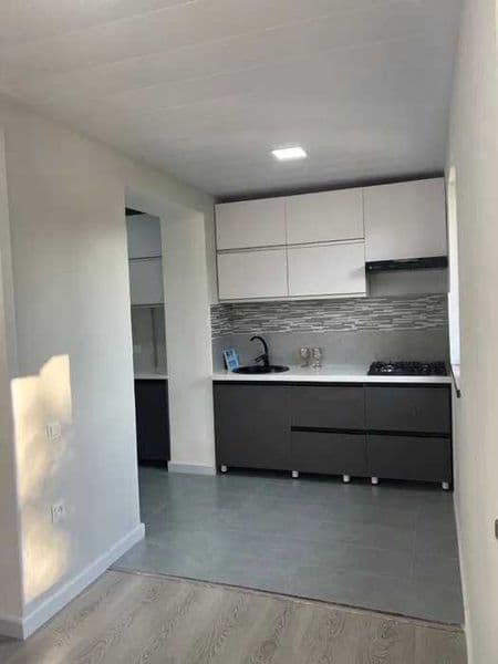 [2MУ: 010]<br />
<br />
2 комнаты • 58м² • 3/4 этаж<br />
<b — фото 3