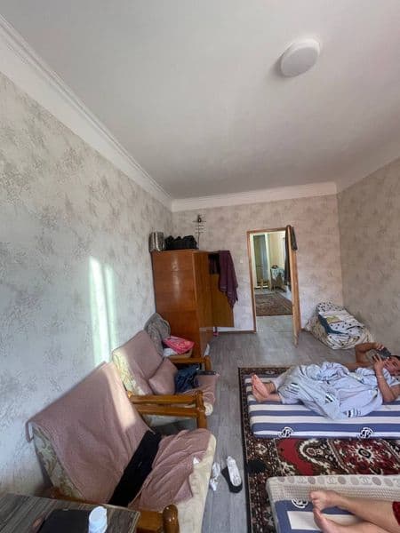 Yunusobot mega planet 3 xonali uy sherichilida 3 ta bola ker