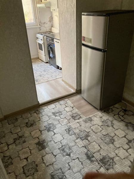 Сдаётся 3 х комнатная квартира в 26 квартале. Новый с ремонт