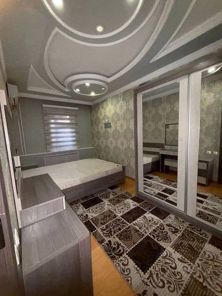 Сдается 3х ком 2этаж 9этажность, доль дороге. Напротив Ганга