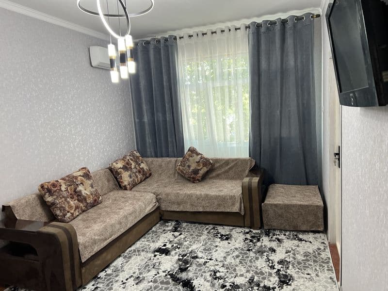 1 хонали кв ичарага берилади хамма шароит бор интернет автом