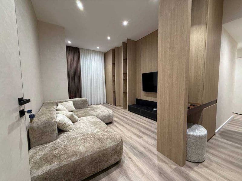 Квартира в аренду <br />
Ул.Новомосковская <br />
Сталинские