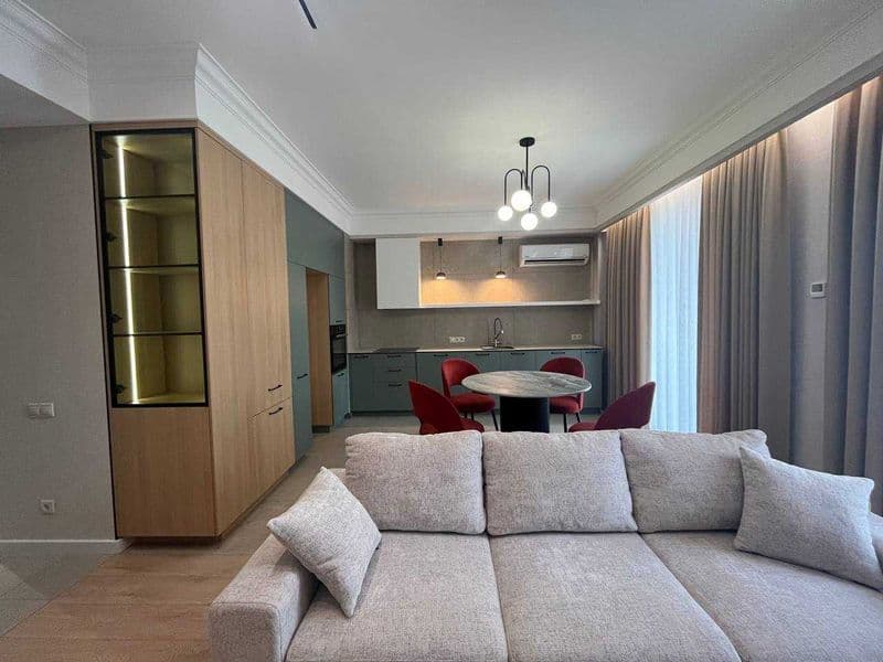 Район: Мирзо Улугбекский<br />
Адрес: Ц-1<br />
<br />
Комна