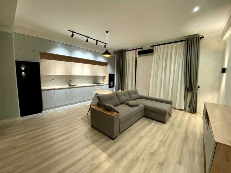 Район ; Алмазарский<br />
Адрес : Беруни<br />
<br />
—   ко — фото 2