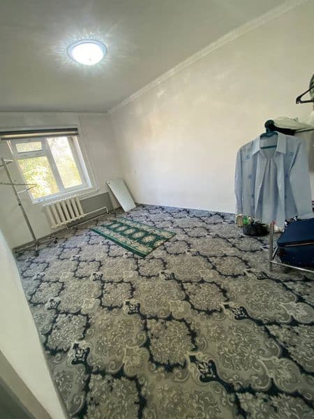 2-xonali <br />
4-etaj<br />
4-qavat <br />
350$ narxi  <br 