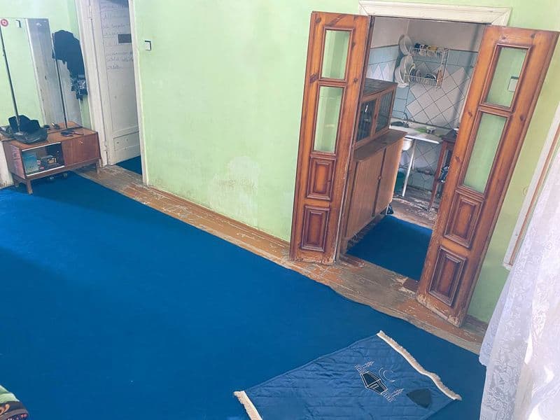 Yakkasaroy Shota Rustaveli ko’chasi hosilot mehmonxona ro’pa