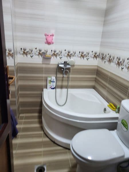 Ижарага 2.хонали хамма коракамиш пустой уй бор берилади  хеч