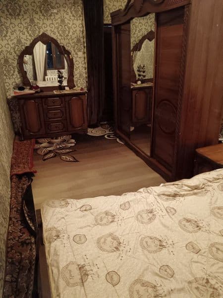 Chilonzor 17 kvartal 3 xonalik kv bola olamiza 80$ kamunali  — фото 5