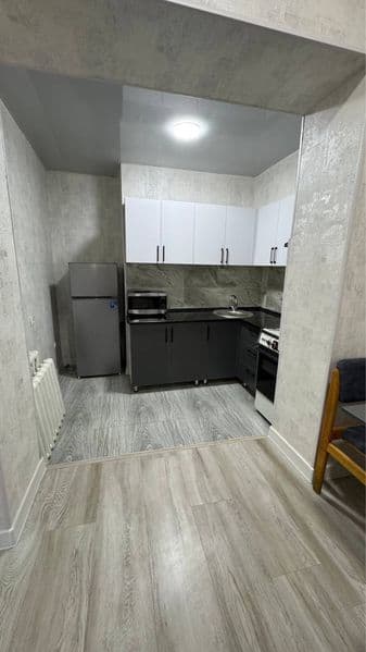 Юнусабад- 7  1-комнатная квартира переделанная в 2-х на 1-эт