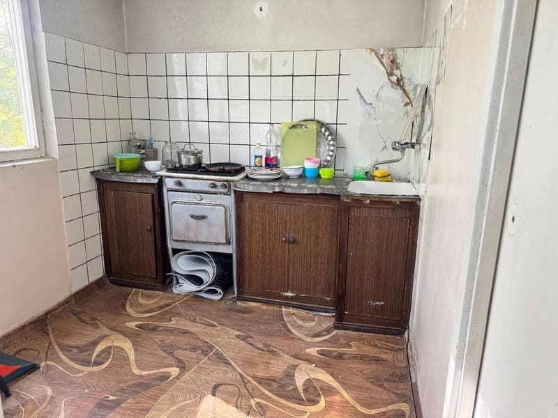 Arenda Chilonzor 21-kvartal 6-dōm pasportniy stol yonida 1 h — фото 3