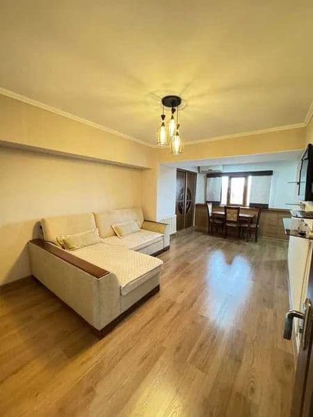 Район: Мирзо-Улугбек<br />
Адрес: максим горький<br />
<br /