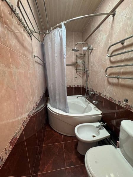 450$<br />
маклерский 150$<br />
яккасарайский 1 хонали<br / — фото 4