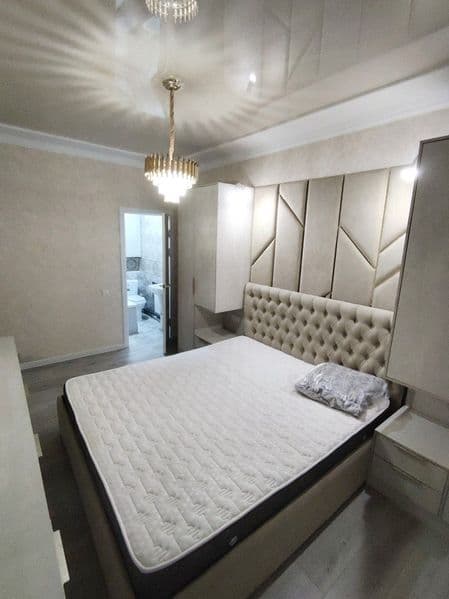 Toshkentning qoq markazida, Mirobod bozori va Grand Mir Hote