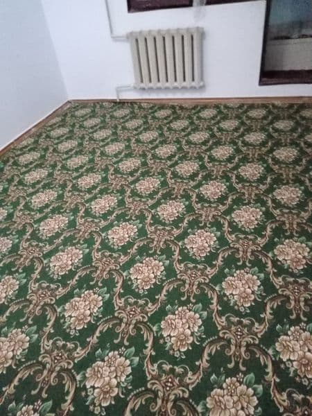 Uzoq turadigan ichmaydigan chekmaydigan bollar kerak.