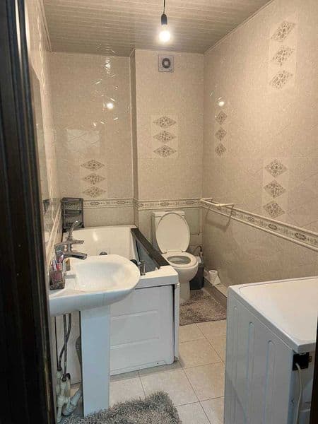 Квартира своя в хорошем состоянии со всеми удобствами. Сдаёт — фото 3