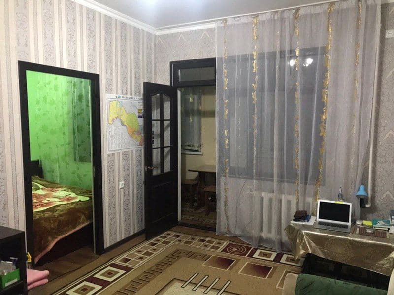 Юнусобод 13 <br />
Ахмад Дониш<br />
1*2/2/4<br />
Мебель те