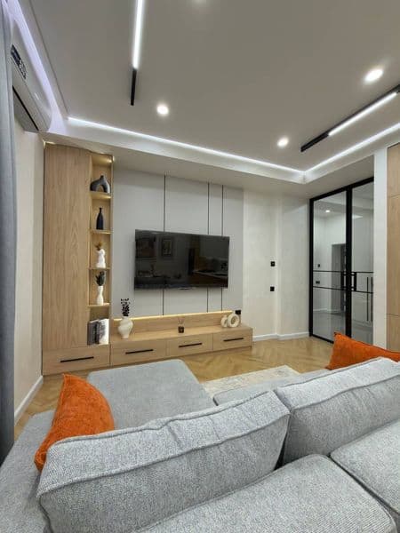 3/2/7<br />
(ор-р Гостиница Россия <br />
<br />
Площадь: ки — фото 5