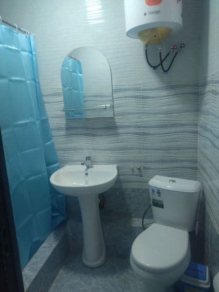 Moshina bozor orqa tomonida 2 xonali kvartira bor ijaraga be — фото 2