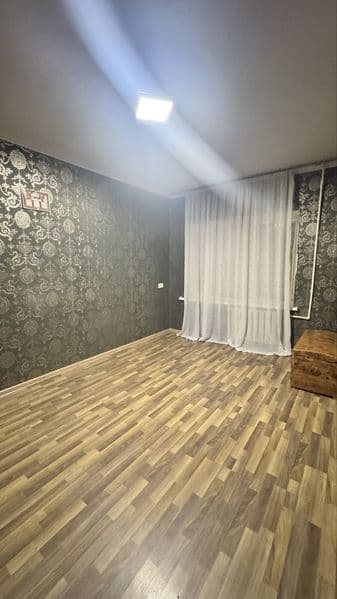 Срочно Сдается трехкомнатне квартира на первом этаже ориенти — фото 3