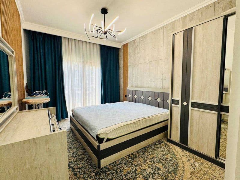 • Комнат: 2<br />
• Этаж: 8<br />
• Этажность: 16<br />
• Пл — фото 2