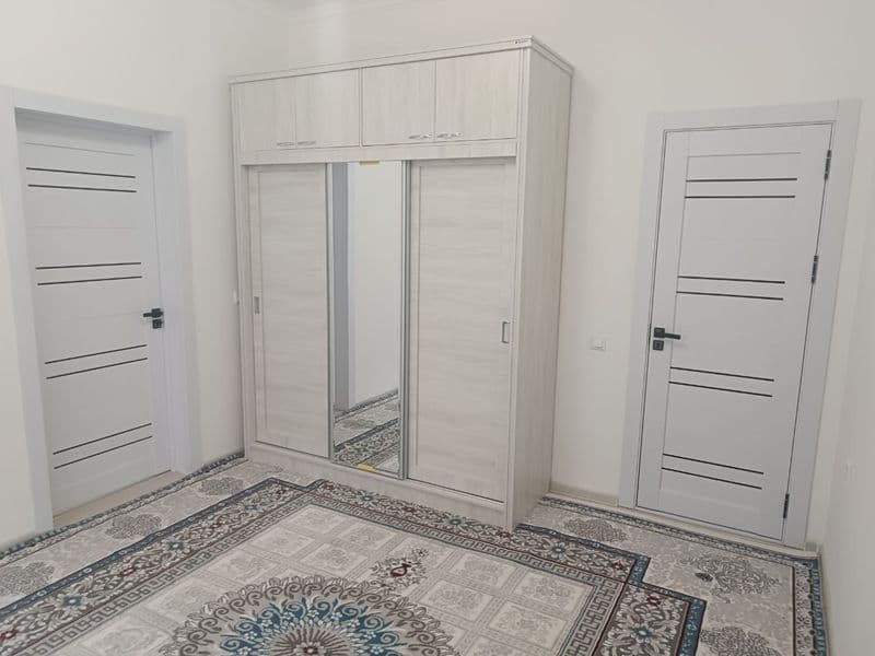 Barcha sharoitlarga ega 3 xonali kvartira uzoq muddatga ijar