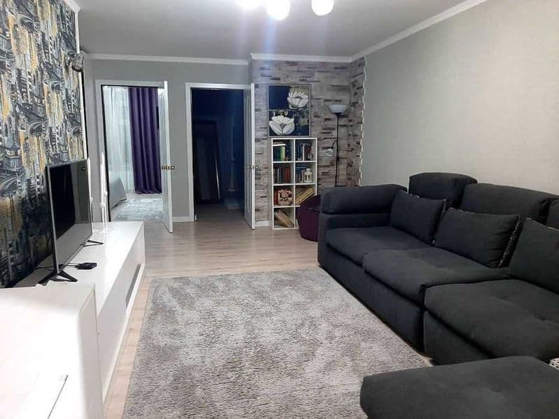 СРОЧНО СДАЕТСЯ !!!<br />
<br />
Район: Яккасарайский <br />
