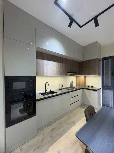 Район: Яшнабадский<br />
Адрес: Кадышева<br />
<br />
• Комн — фото 2