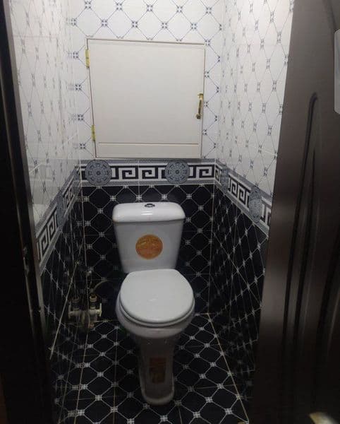 "Maksim Gorkiy" (B.I.Y) metrosining chiqishida.<br />
Uy hol — фото 2