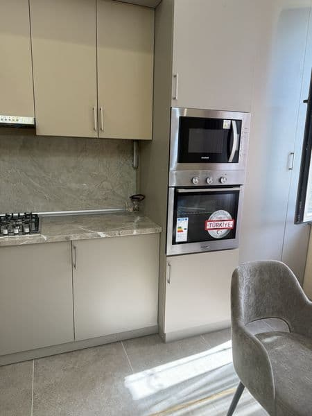 Квартира в новостройке в отличном состоянии 120 кв м   На 1  — фото 3