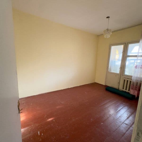 Юнусабад-4,, 5/3/9 пустая квартира, семейным.<br />
Бум буш 