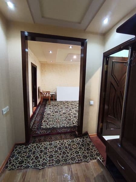 2 хонали уй ижарага берилади. Барча шароитлари бор. Мактаб, 