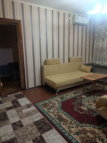 Ijaraga kvartira srochna<br />
1 ta bola kerak<br />
Narxi:8