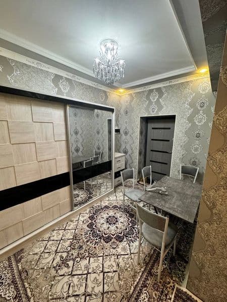 Chilonzor 17<br />
Parlament <br />
2 xonali<br />
400$<br /