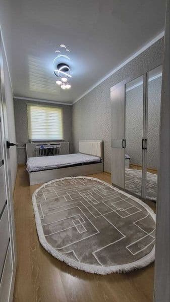 • Район: Юнусабад<br />
• Адрес: 11-квартал<br />
• Ориентир