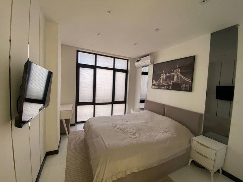 Yashnobod tumani Kadesheva bozori Olmos metro yaqnida ijarag