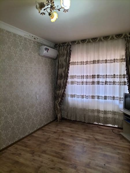 Аренда метро тинчлик 2.хонали оилага берилади расмдаги уй ха