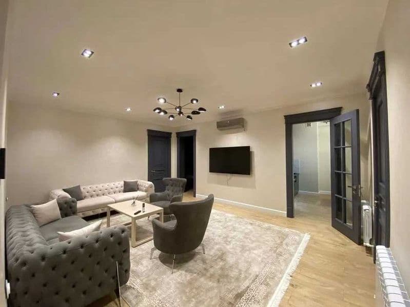 Район: Yunusabad<br />
Адрес: JK Badomzor <br />
<br />
Комн — фото 3