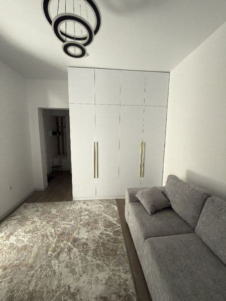 Сдаётся 1 комнатная квартира со всеми удобствами по остальны