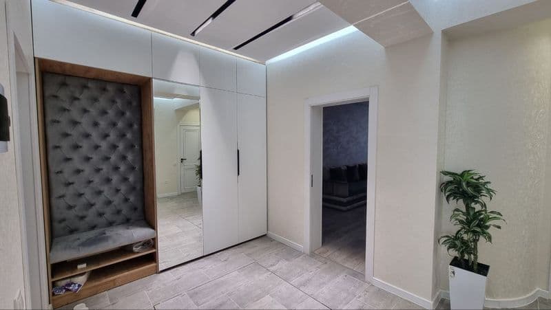 Квартира уютная, светлая, есть вся необходимая мебель и техн — фото 2