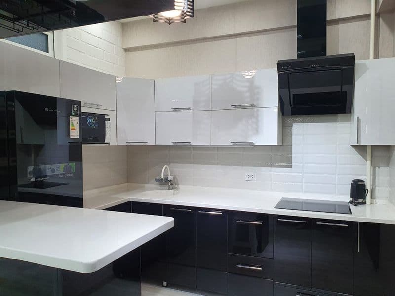 2/3/8 -<br />
НОВОСТРОЙКА<br />
<br />
Ор-р: Шота Руставели< — фото 5