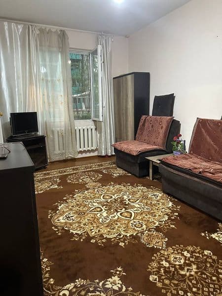 Квартира находится на Чиланзаре-6 с мебелью и техникой. Метр