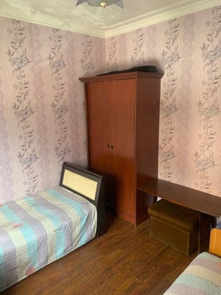 Ойбек метро олдида квартира шерикликка студент йоки ишлидгон