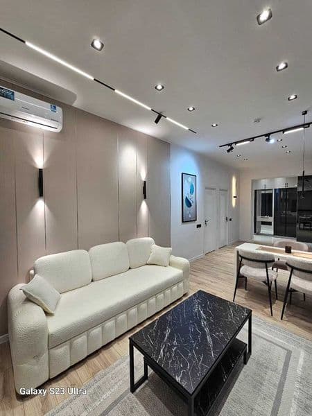 Сдается квартира с красивым ремонтом<br />
<br />
• Район: Ю