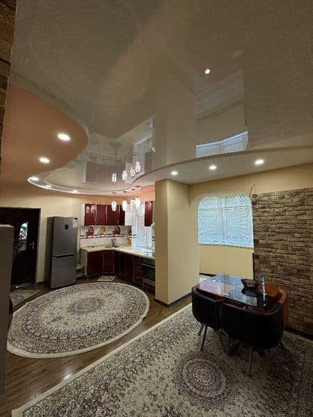 Айбек метро ёнида 3 хонали квартира арендага берамиз хамма к — фото 2