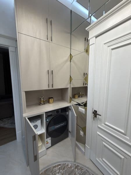 3-комнатная квартира в центре города Poytaxt Gavhari<br />
<