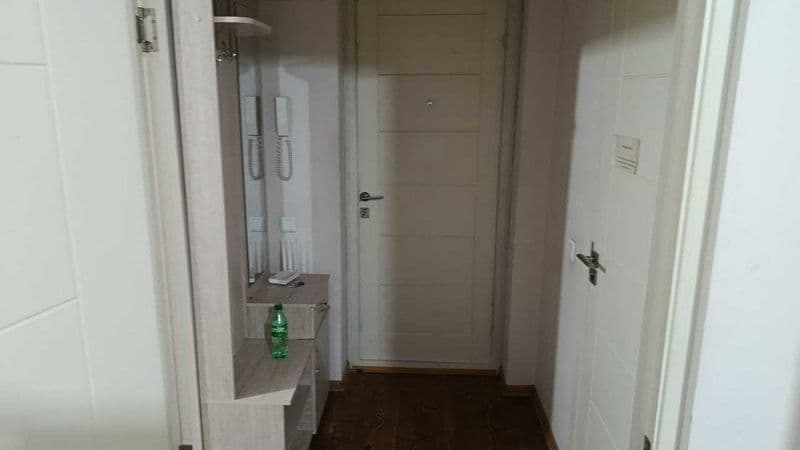 Сдаётся уютная и светлая квартира с современным ремонтом — и — фото 3