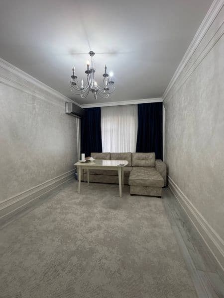 Qizlarga Kvartira<br />
<br />
Bez makler<br />
Yunusobod 17